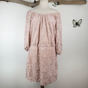 Heart & soul off shoulder blush crochet lace dress
